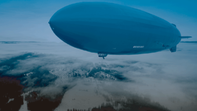 ツェッペリン飛行船観光フライト